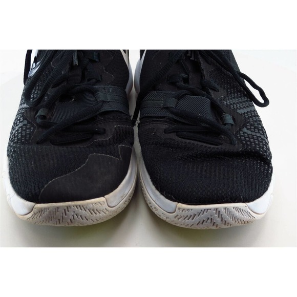 Nike Kyrie Boys Shoes Size 7 M Black Fabric Running - Picture 2 of 7